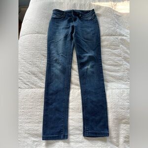 Women’s DL 1961 premium size 26 Emma jegging jeans
